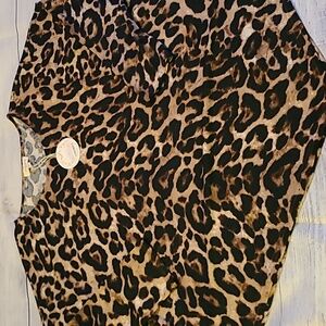 NWT Asymmetrical Leopard Print Top